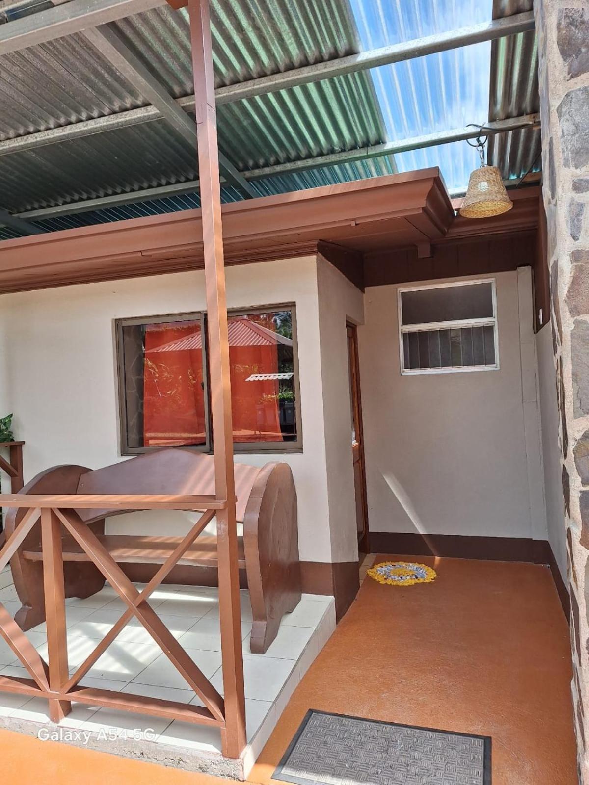 Hotel Iris Arenal La Fortuna 外观 照片